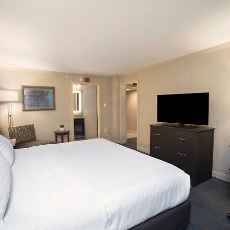 Holiday Inn Columbus Dwtn-Capitol Square By Ihg Екстериор снимка