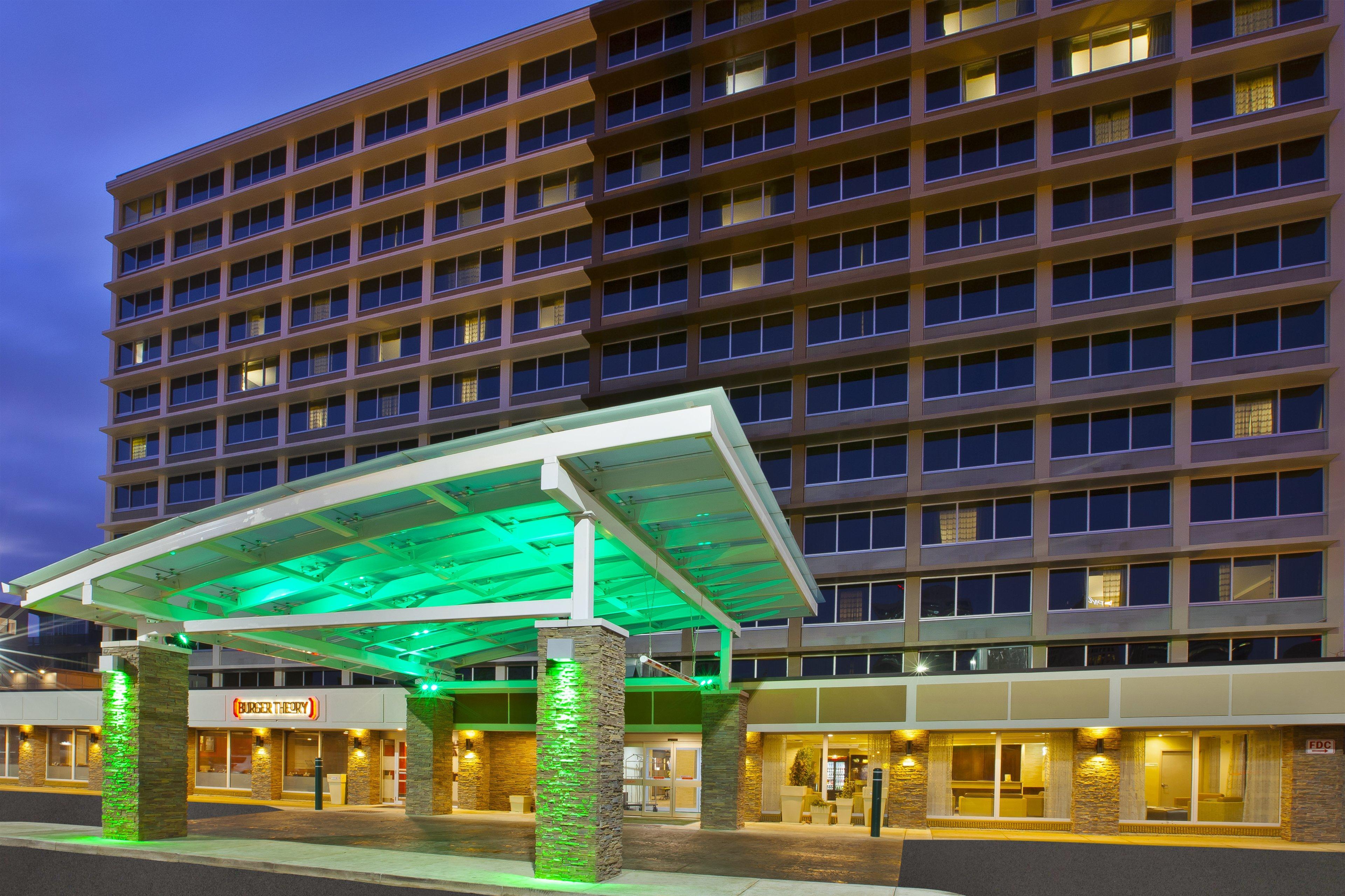 Holiday Inn Columbus Dwtn-Capitol Square By Ihg Екстериор снимка